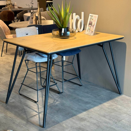 XOOON VIK eettafel - 140x100