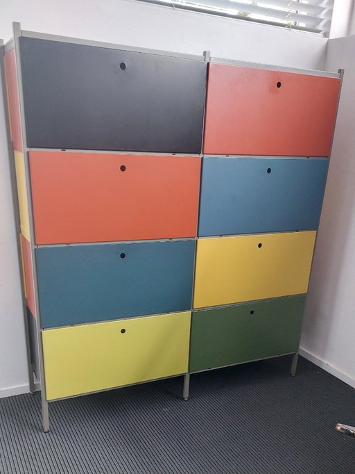 Gispen 663 wandkast ontwerp Wim Rietveld 1950