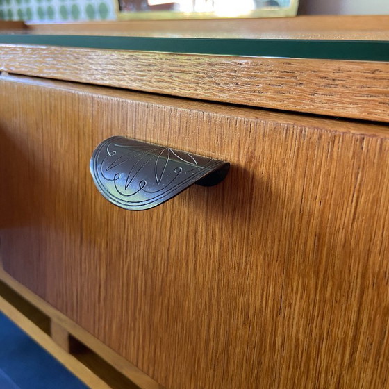 Image 1 of Vintage oak dressing table with mirror and matching stool