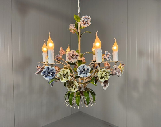 Image 1 of Italian chandelier with porcelain flowers 1950s