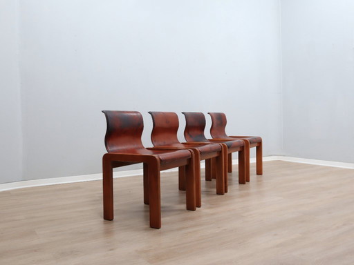 Afra & Tobia Scarpa Stühle aus den 1970er Jahren, geschwungenes Holz und Leder, 4er-Set