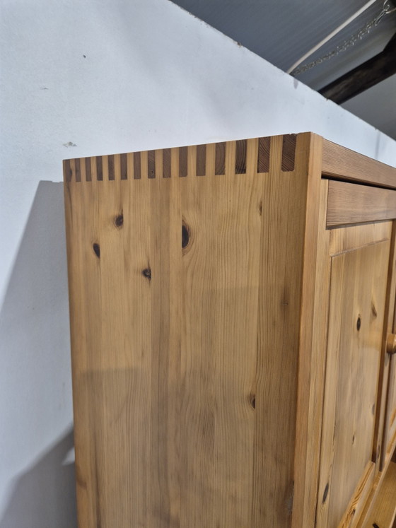 Armoire Domino Mobler en pin danois vintage – domino møbler, Vaisseliers, Wood (photo 5 of 7)