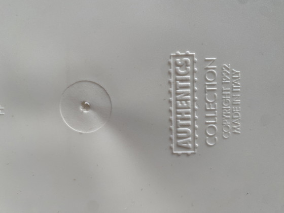 Image 1 of Sgabello di design - Cesto portabiancheria Authentics - Italia