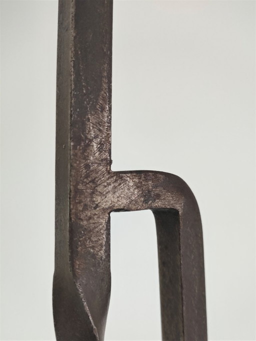 Candelabro brutalista de hierro forjado de la década de 1960