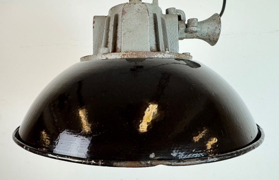 Image 1 of Suspension cage industrielle en émail noir et fonte, années 1960