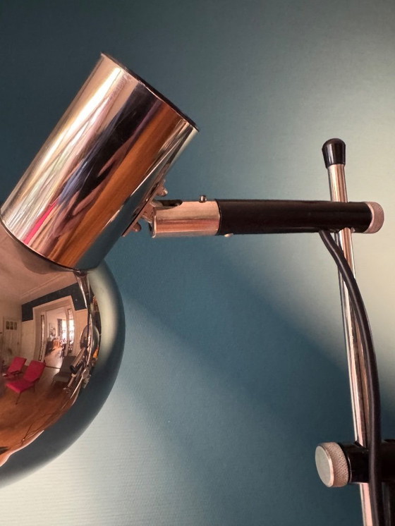 Image 1 of Lampada da terra vintage con lampade a globo cromate