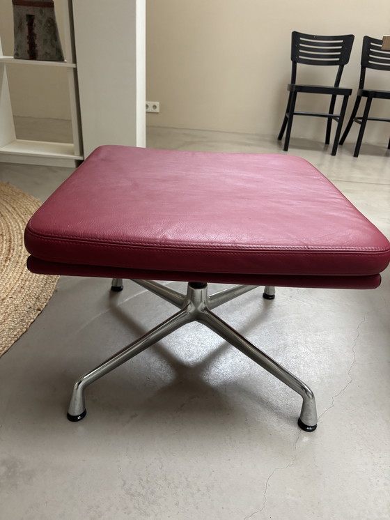 Image 1 of Soft Pad Lounge Chair EA 222 with Soft Pad Footstool EA 223