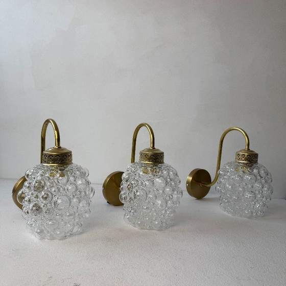 Image 1 of LOT 3 ANCIENNE APPLIQUES EN VERRE BULLE  vintage