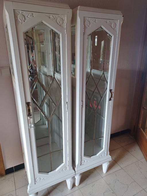 Exclusief Paar Antieke Vitrinekasten Met Facetgeslepen Spiegel-Glas-in-Lood – Wood