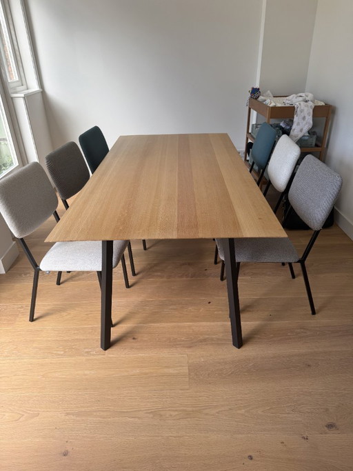 Studio Henk Tafel en Stoelen