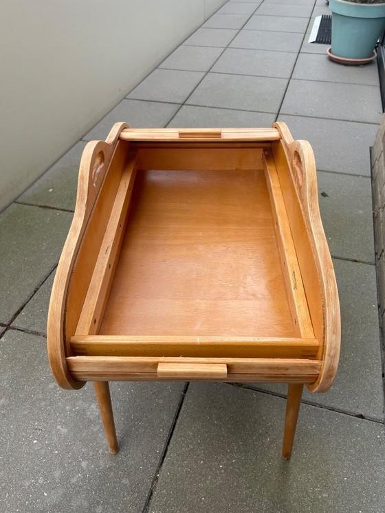 Image 1 of Naaidoos mid-century Deens design, tambour roll-top, 2 bakjes, houten poten