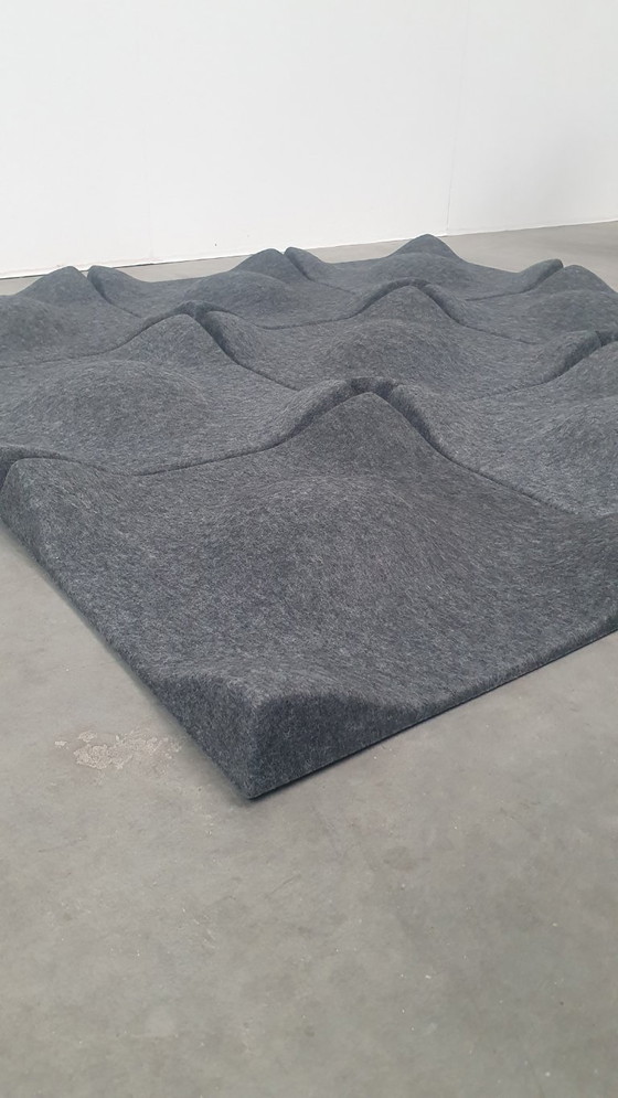 Image 1 of Offecct soundwave swell akoestische 3D design panelen grijs vilt, modulair