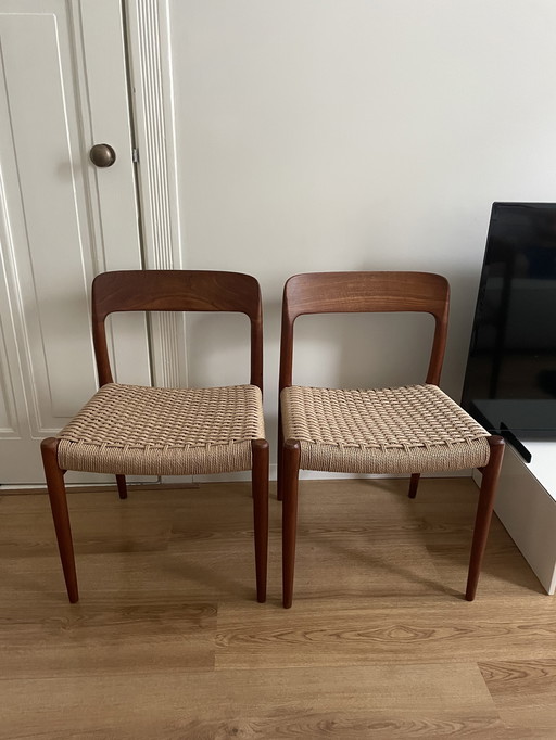Niels Otto Møller 75 Stühle Teakholz