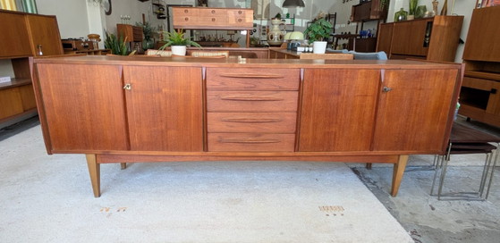 Image 1 of Vintage sideboard, dressoir van Gustav Sänger.