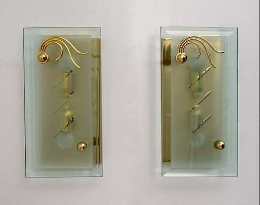 Pair of Mid-Century Modern Italian Crystal and Brass Sconces, 1970s