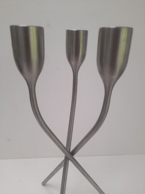 Image 1 of Großer, dreibeiniger Kerzenständer aus gebürstetem Aluminium