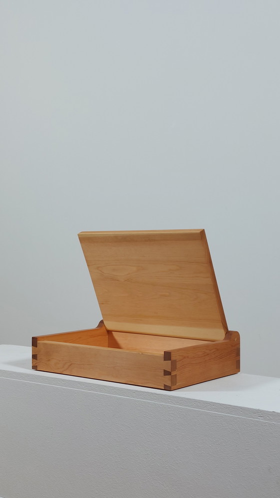 Image 1 of Carpenter-made wooden minimalist vintage wooden box dovetail