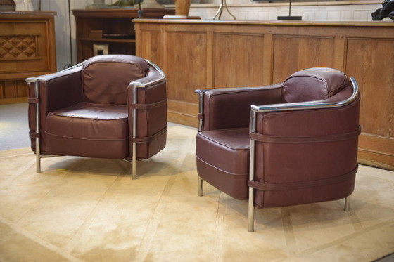 Image 1 of Een paar fauteuils in de stijl van Le Corbusier, jaren 70.