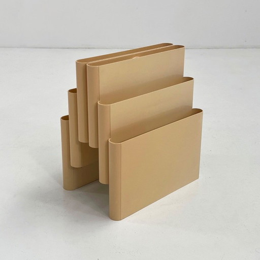 Crèmekleurige tijdschriftenhouder van Giotto Stoppino voor Kartell, jaren 70