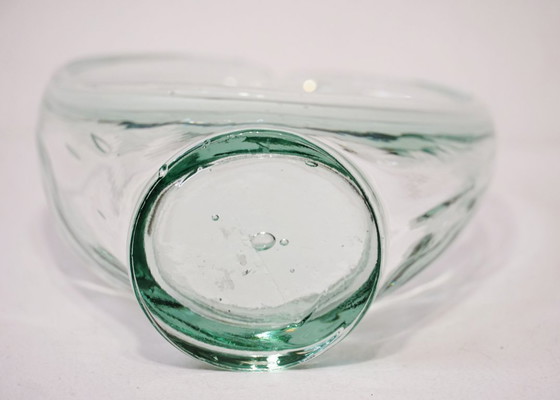 Image 1 of Vaso a cestello in vetro soffiato a mano vintage: elegante decorazione di metà secolo