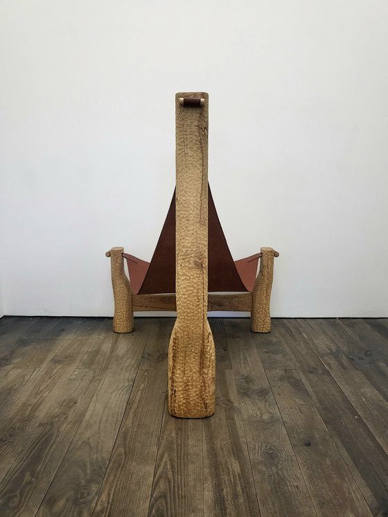 Image 1 of Brutalistisches Tripod