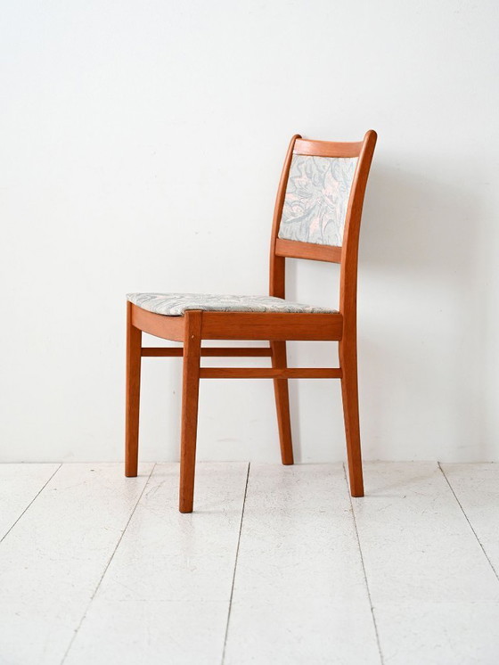 Image 1 of Juego de 4 sillas escandinavas de teca de los años 60 con tapicería original