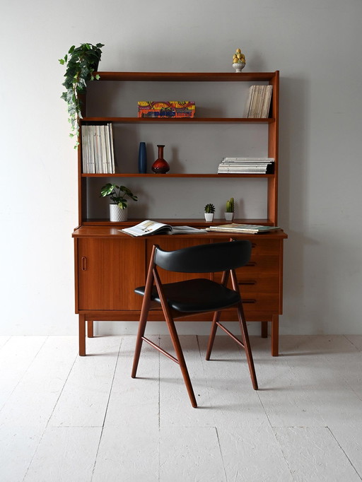 Skandinavisches Vintage-Bücherregal aus Teakholz mit einziehbarem Schreibtisch