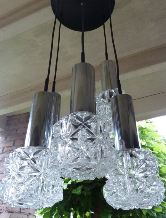 Mid-Century Cascade Pendant Lamp with 6 Glass Shades (1960s/70s) – Chrome (photo 4 of 5)
