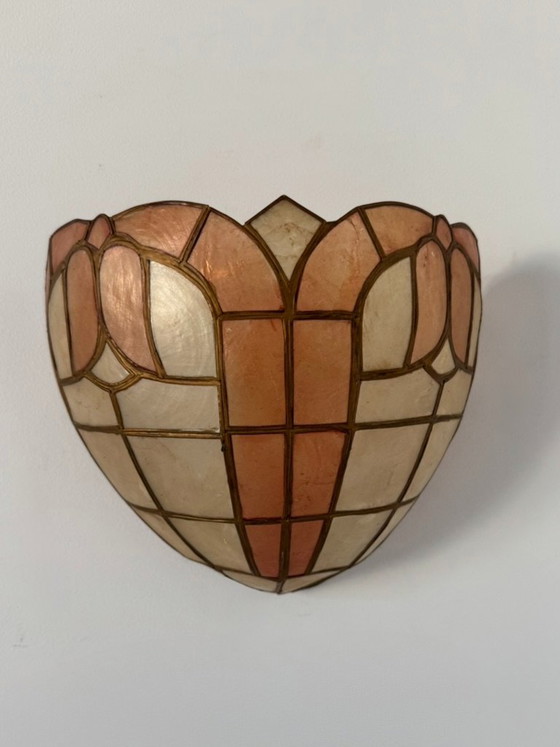 Coppia di applique da parete vintage, in madreperla e ottone, Francia, 1970 – Brass (photo 3 of 6)