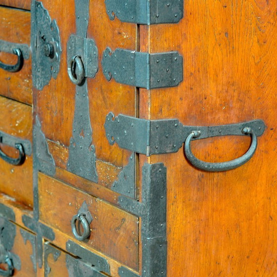 Image 1 of Cómoda japonesa Tansu, circa 1890.