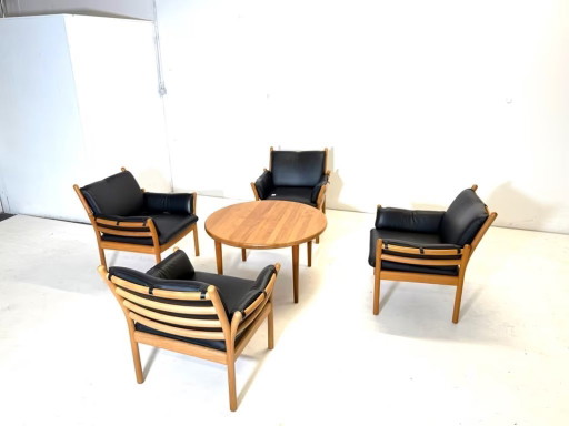 4 fauteuils Illum Wikkelso, 1 ensemble table et chaises Silkeborg (cfc)