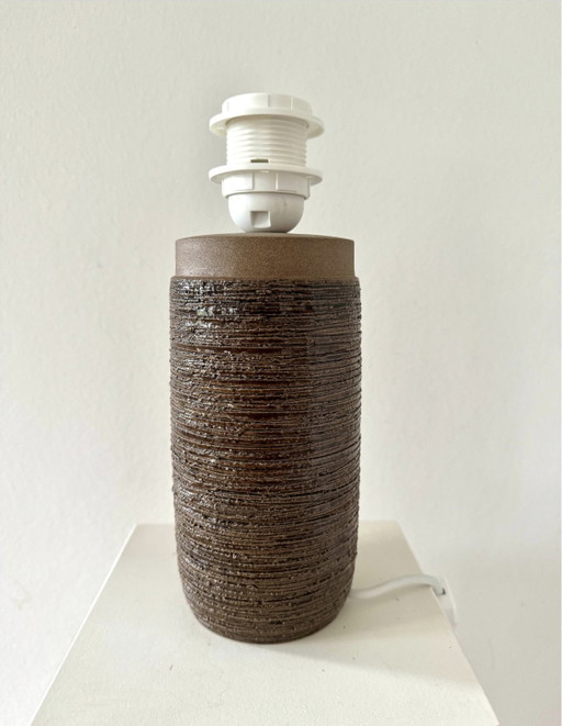 Lampada da tavolo Aage Rasmus Selsbo, piede per lampada, gres, ceramica, Svezia, metà secolo, design anni '60, sgraffito, ri