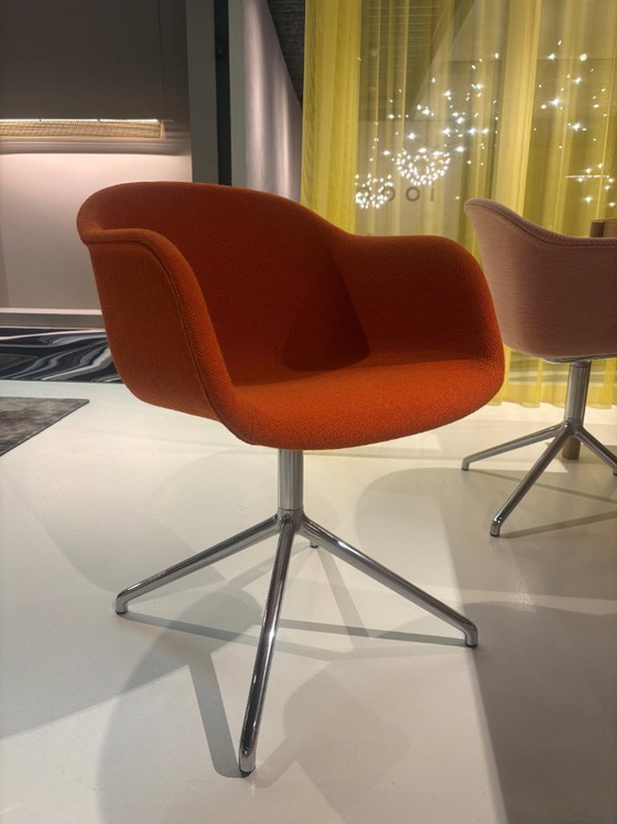 6x Muuto Fiber Armchair Swivel autoreturn – Dining chairs (photo 3 of 6)