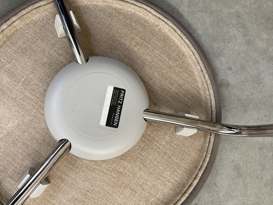 Fritz Hansen Dot Hoher Leder Barhocker – Leather, Chrome (photo 8 of 9)