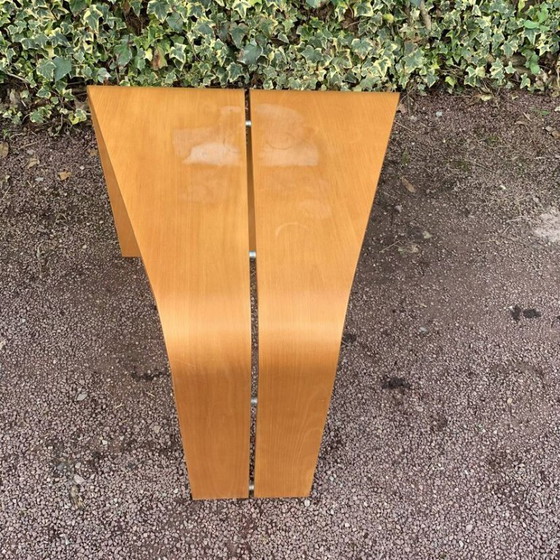 Image 1 of Skandinavischer trapezförmiger Beistelltisch