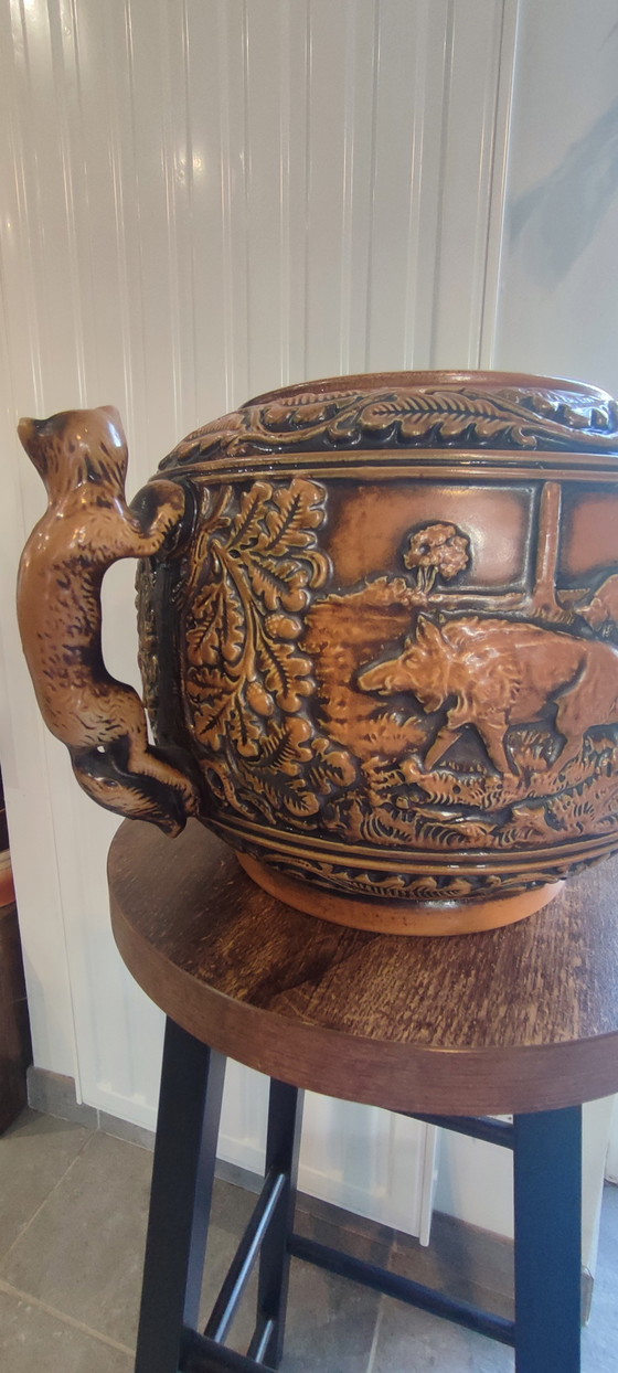Image 1 of Pot en grès ancien West Germany Original Gerzit Gerz". Scènes de chasse .
