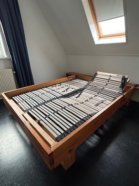 Estructura de cama de pino macizo de los años 70, de Ate van Apeldoorn. – Camas de matrimonio, Wood (photo 14 of 21)