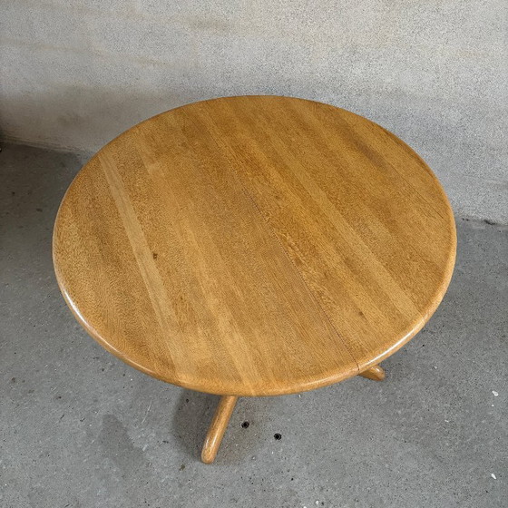 Image 1 of Ronde Eettafel eiken door Niels O. Møller — Jaren ’60