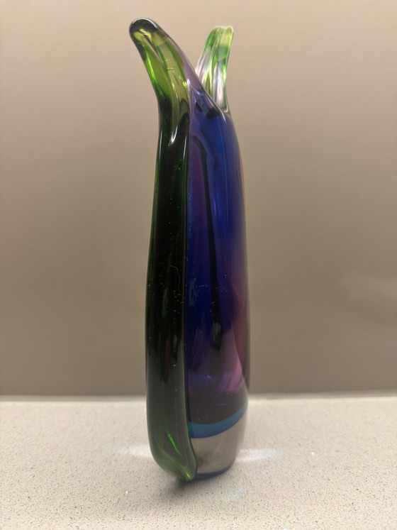Vaso vintage di Murano sommerso - verde scultoreo, blu, viola e rosa - circa 1960 – Vasi, Glass (photo 3 of 13)