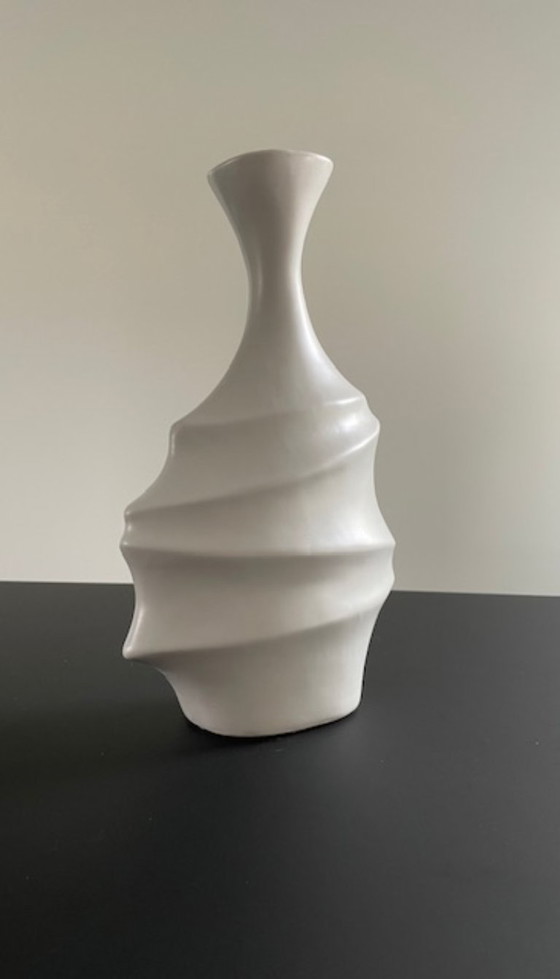 Image 1 of Designer ceramic vase matte white sculptural 25 cm