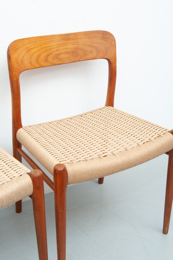 Image 1 of 4 sedie da pranzo modello 75 in teak di Niels Otto Møller per J. L. Møller Møbelfabrik (anni '50)