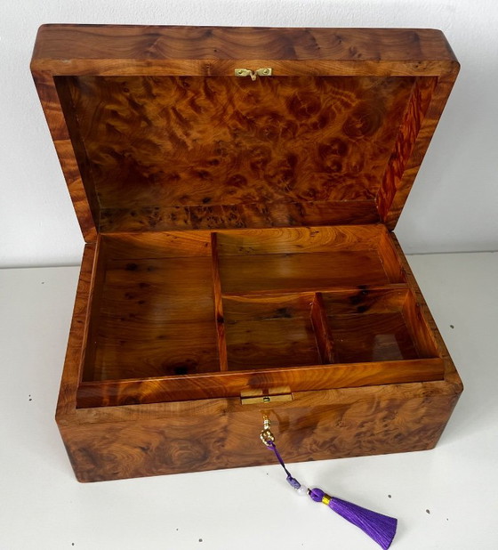 Luxueuse et grande boîte à bijoux XXL / coffret de rangement en racine de bois de thuya, dimensions 30x20x (photo 7 of 16)