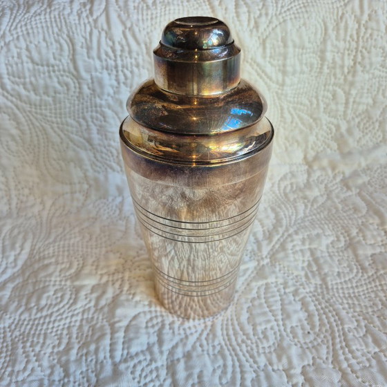 Ensemble de bar en métal argenté de style Art Déco – Seau à champagne et shaker – Accessoires de table (photo 11 of 19)