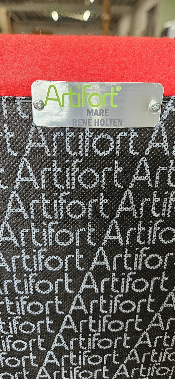 Image 1 of Artifort Stute