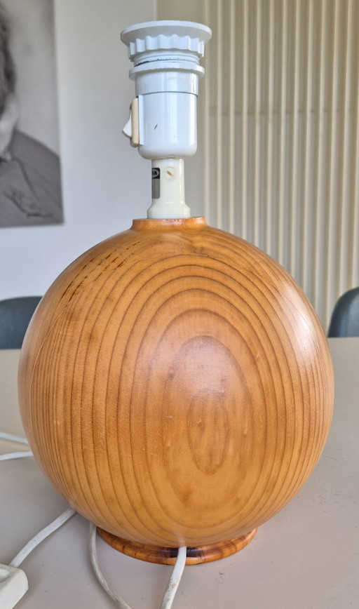 Vibtage Ikea type B602 table/globe lamp 1980s