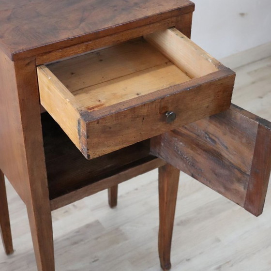 Antique bedside table in solid walnut, Italy late 18th century – Nightstands, Wood (photo 10 of 16)