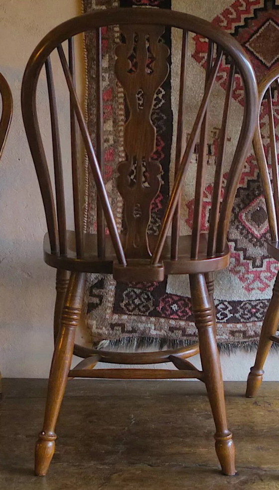 Image 1 of Set aus 6 Windsor-Stühlen mit Lyra-Rückenlehne aus massiver Eiche, Mitte des 20. Jahrhunderts, 1960er Jahre