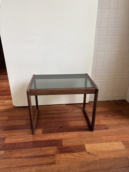 Mesa auxiliar/bijzettafel de mediados de siglo con vidrio gesmokt