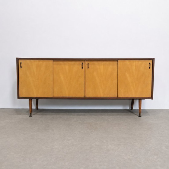 Image 1 of Credenza bicolore in stile moderno di metà secolo