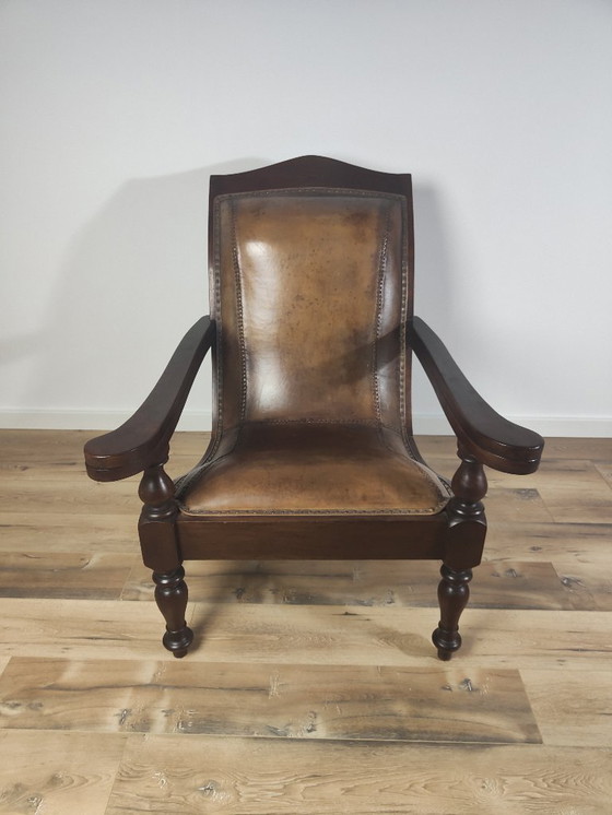 Image 1 of Poltrona antica da castello / sedia in legno con sgabello incluso